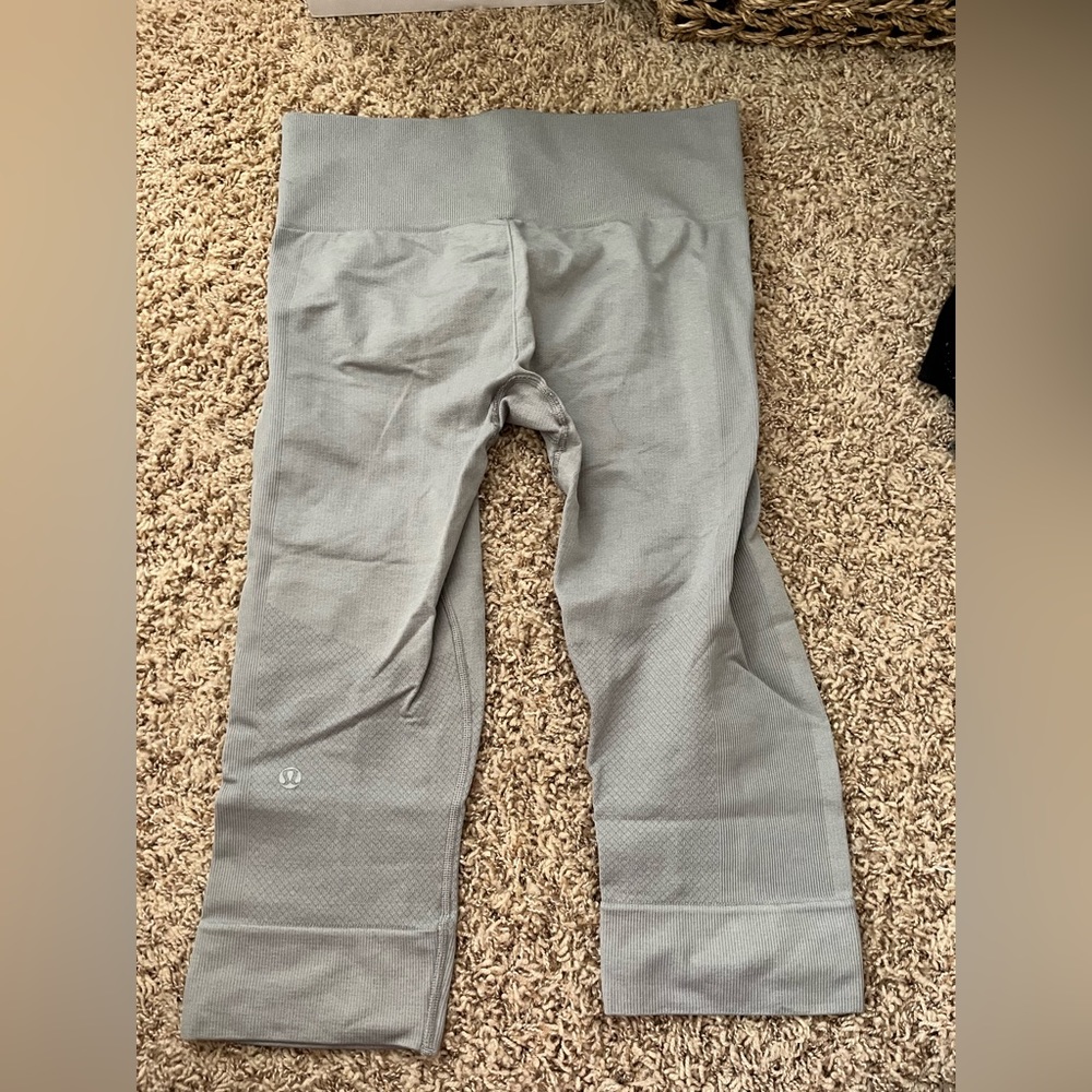 Lululemon Crops- so comfy!!!!!